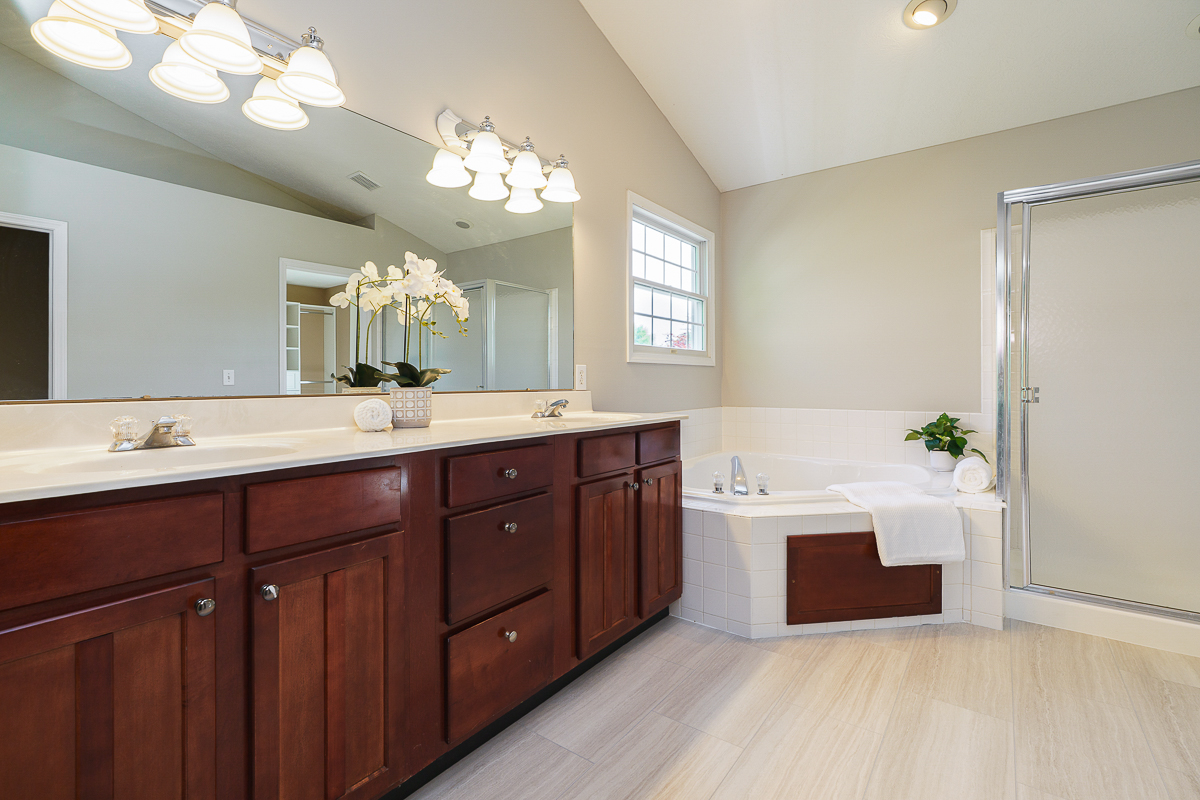 6096 Congressional Dr.-29