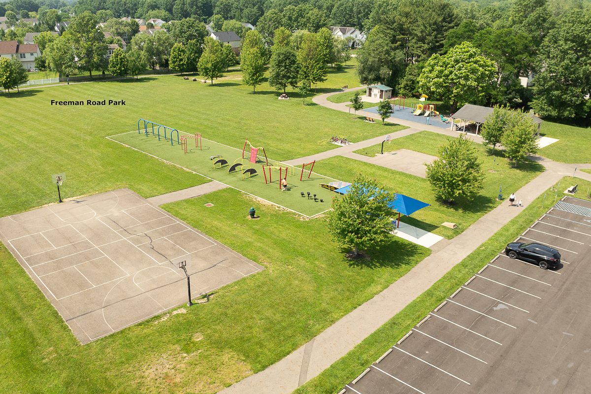 6096 Congressional Dr.-39