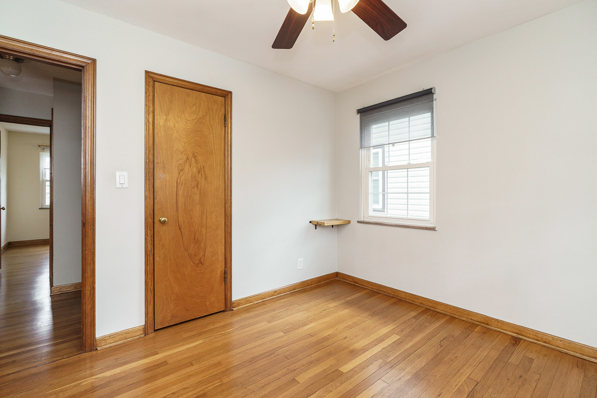 623 E Dominion Blvd-29