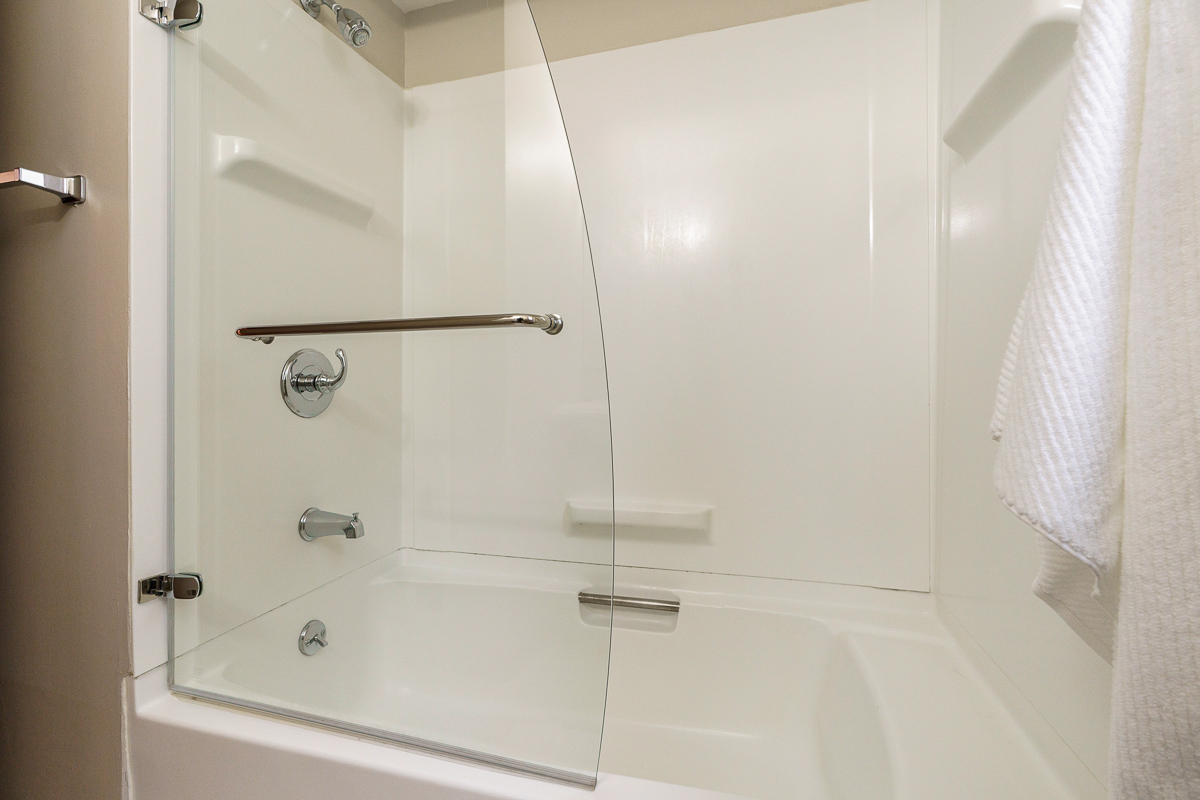 623 E Dominion Blvd-31