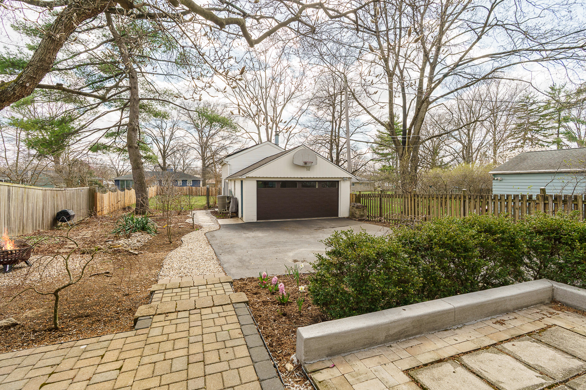 623 E Dominion Blvd-6