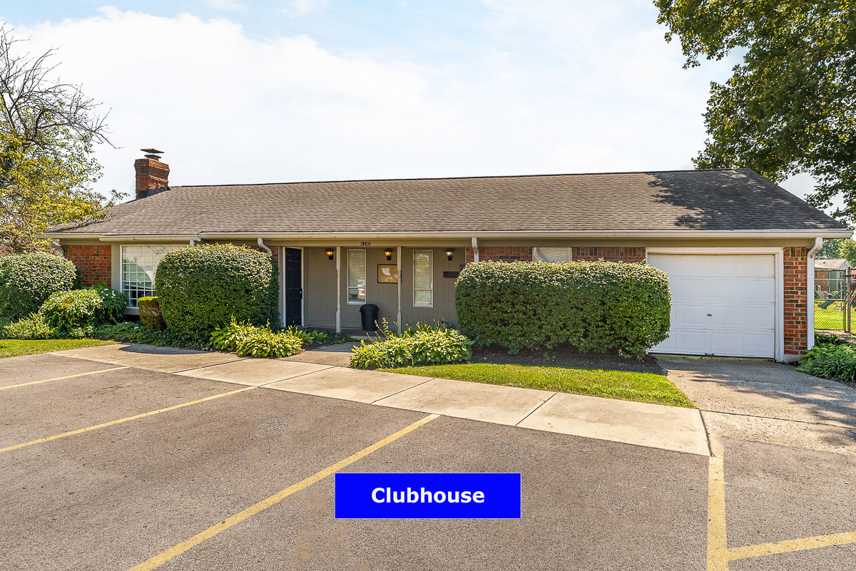 6357 New London Dr-34