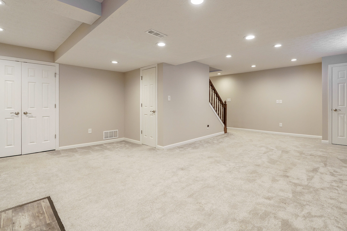 6402 Fayborough Ct-13