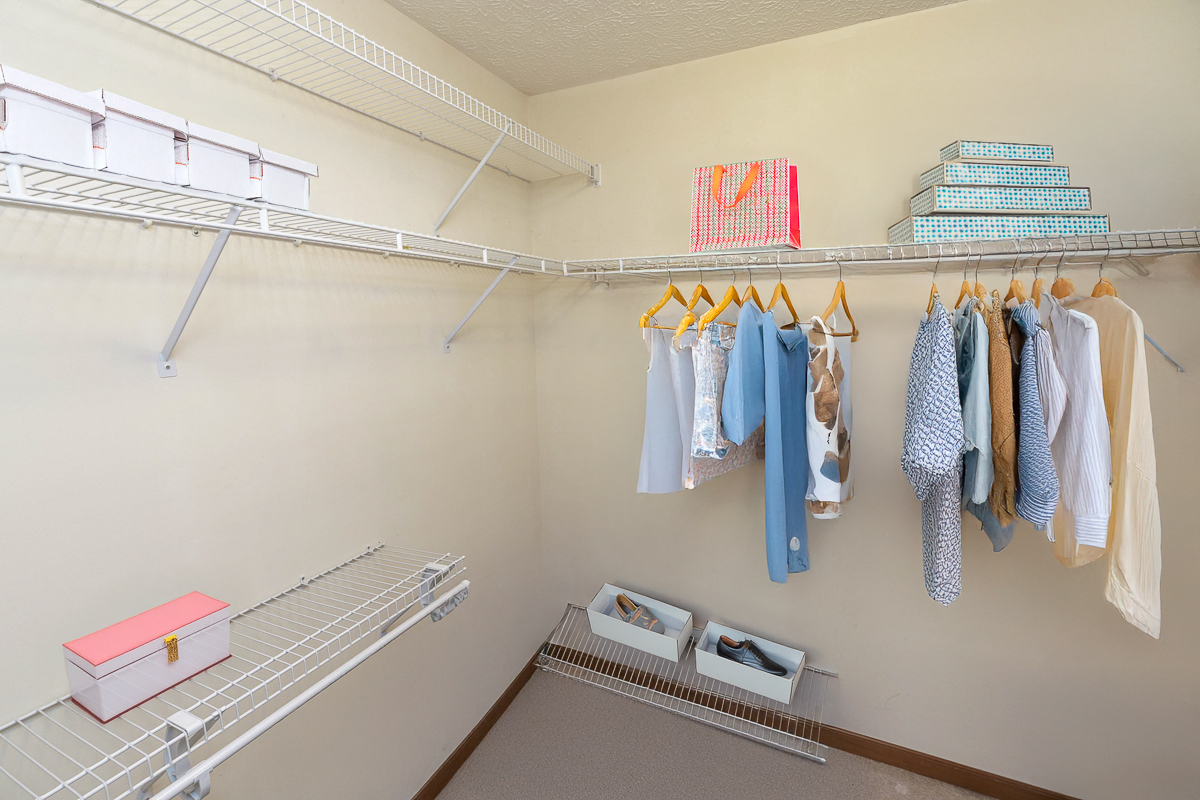 6402 Fayborough Ct-40