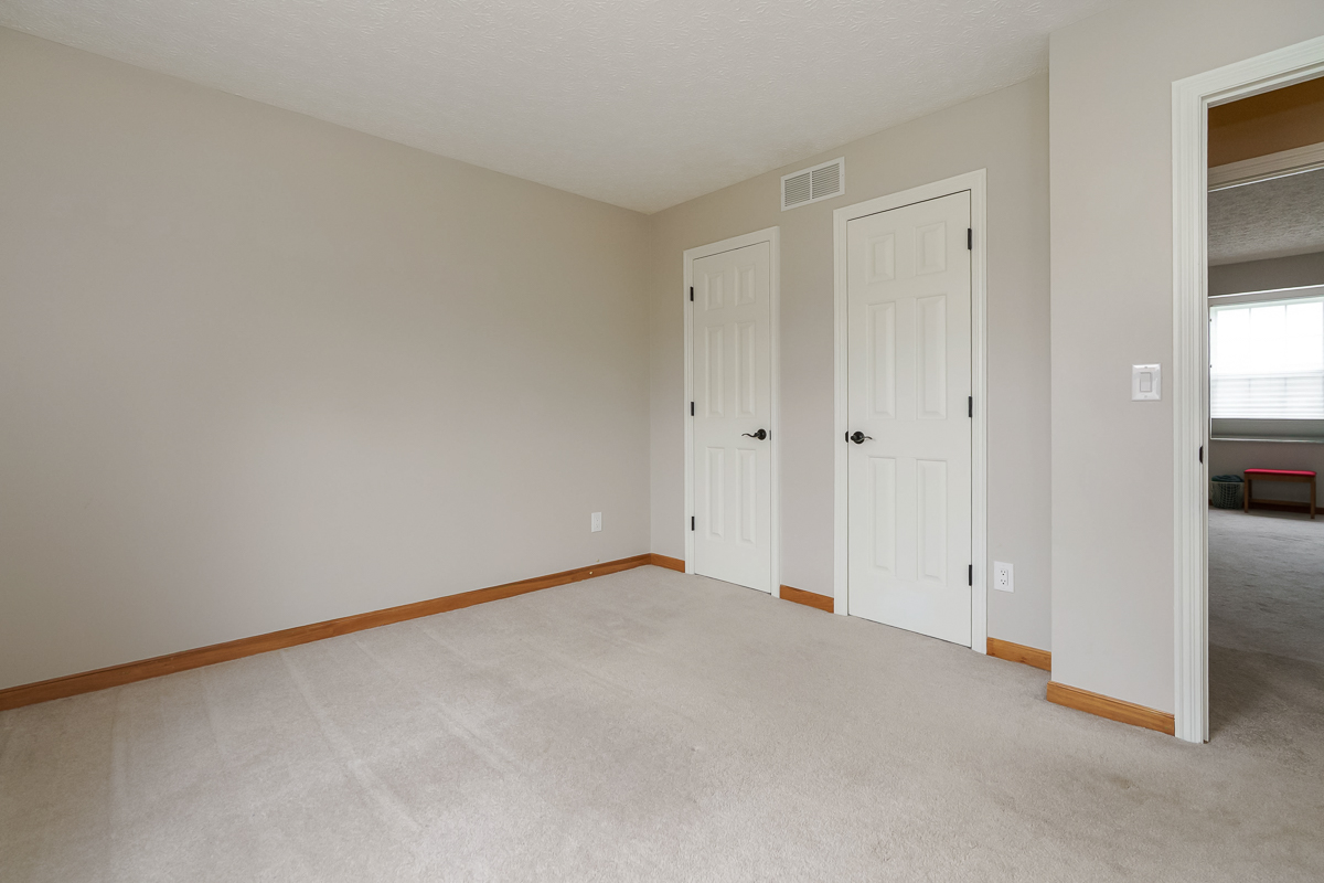 6402 Fayborough Ct-43