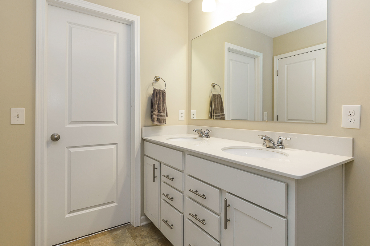 643 Buena Park Dr.-26