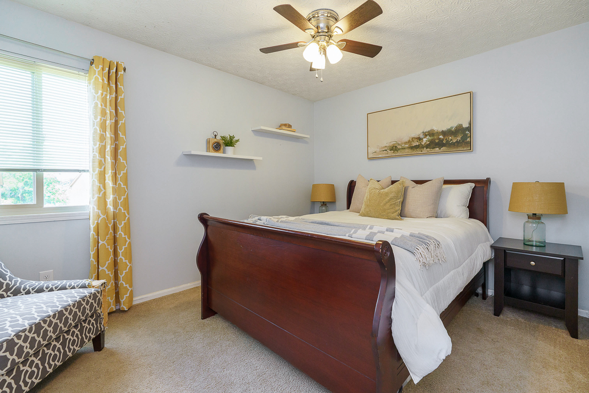 6447 Cranston Way-28