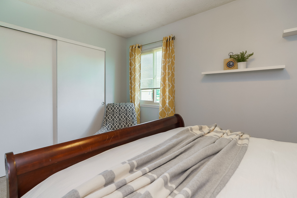 6447 Cranston Way-29