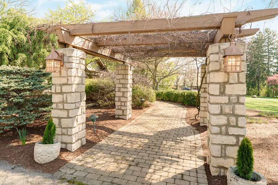 6500 Plesenton Dr-14