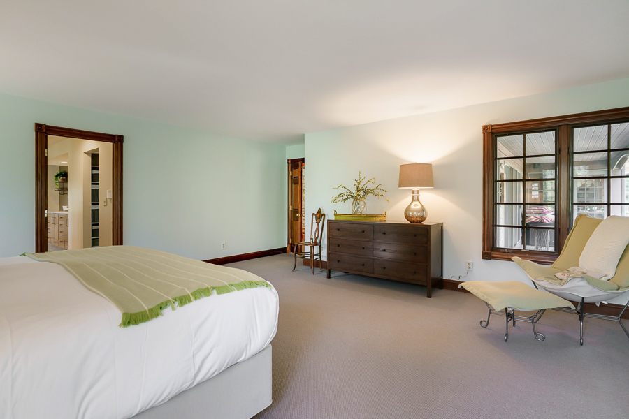 6500 Plesenton Dr-38