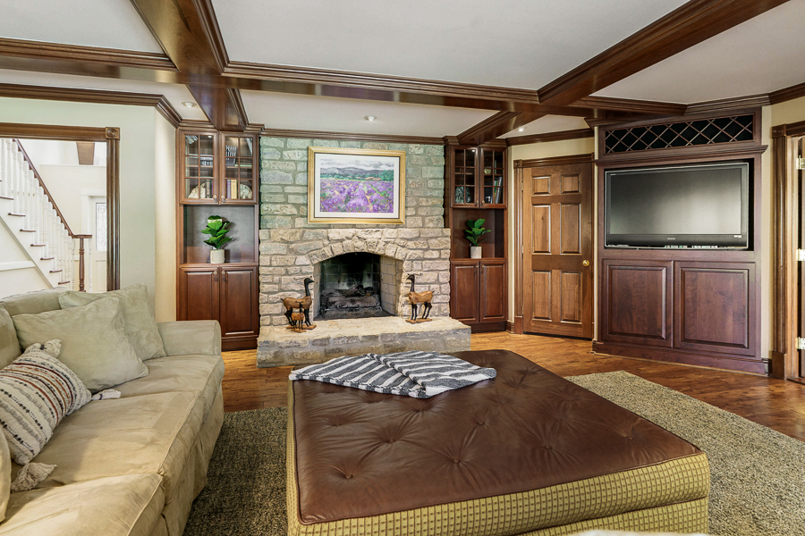 6500 Plesenton Dr-53