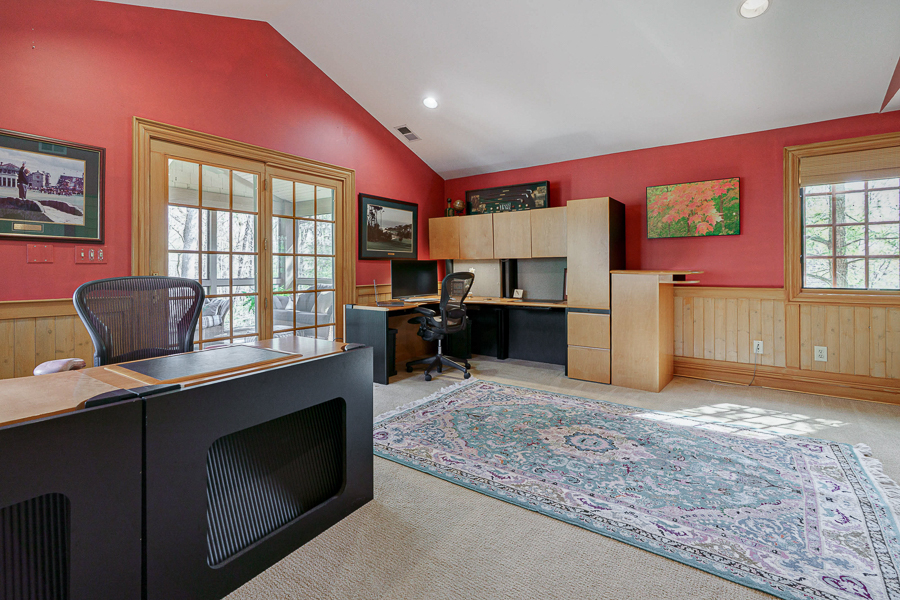 6500 Plesenton Dr-73