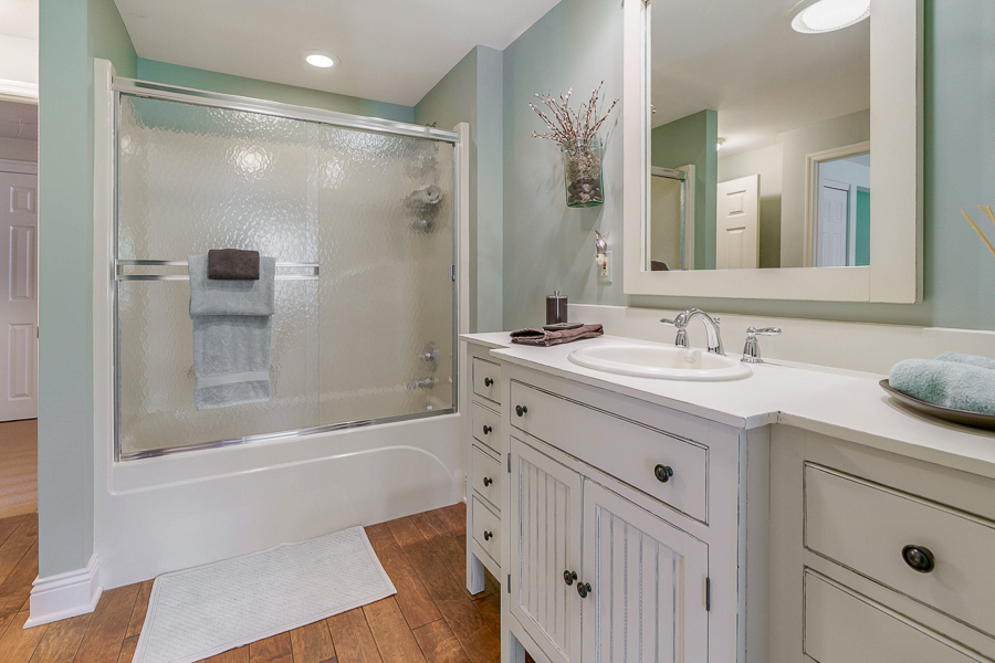 6500 Plesenton Dr-80