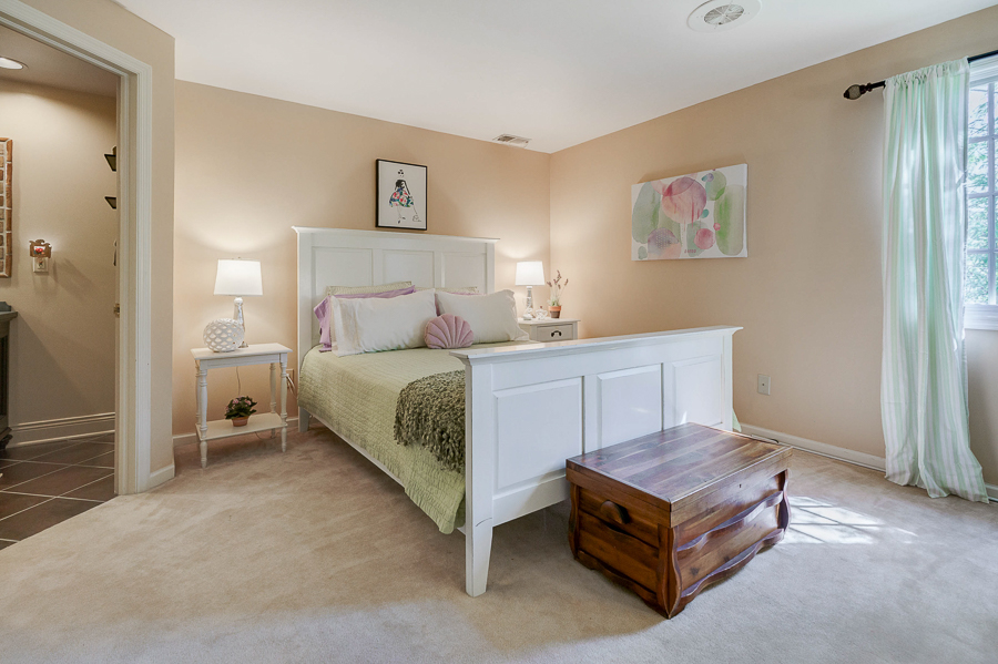 6500 Plesenton Dr-87