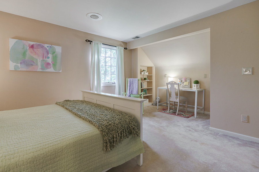 6500 Plesenton Dr-88