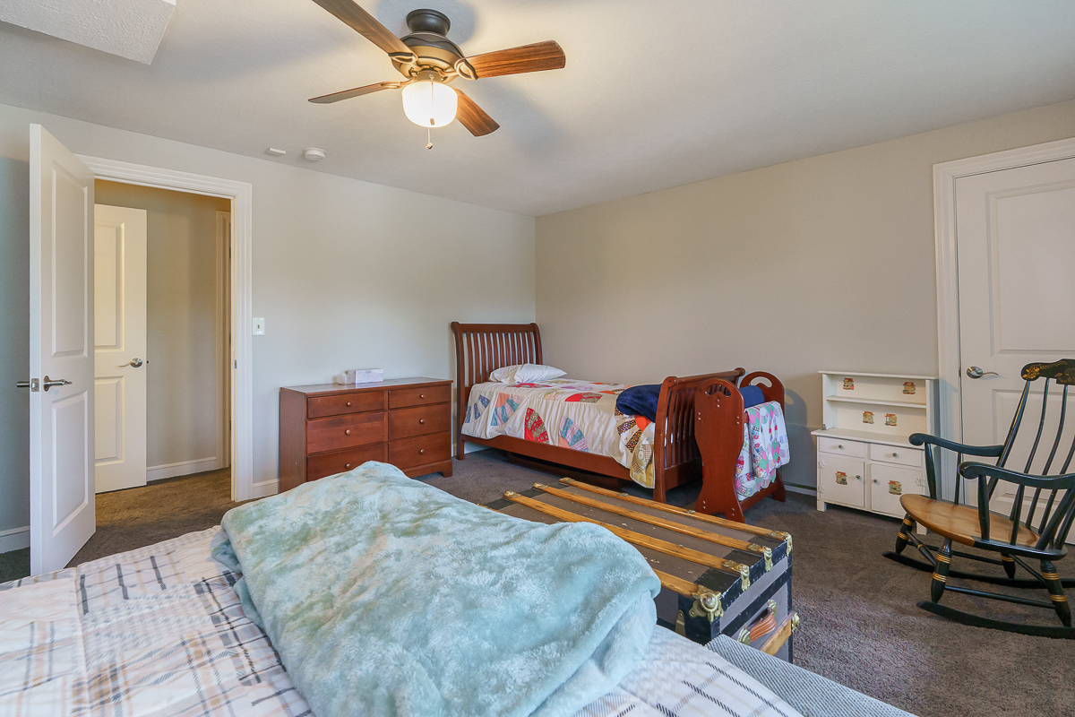 6533 Lake of the Woods Pt-33