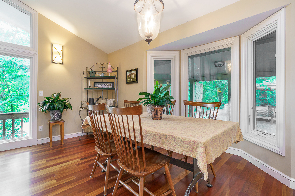 6533 Lake of the Woods Pt-40