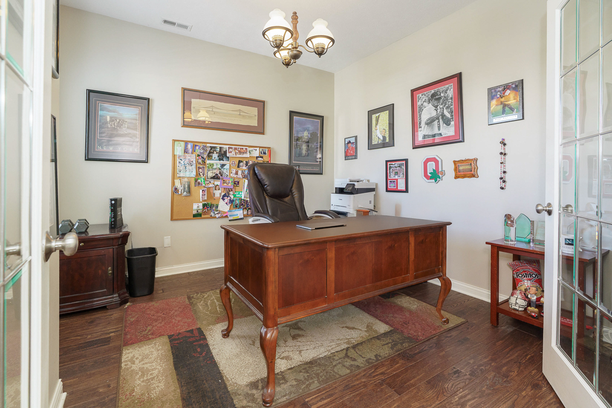 6735 Bigerton Bend-11