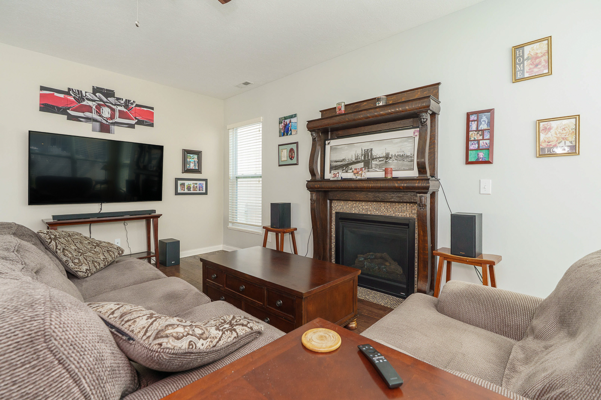 6735 Bigerton Bend-13