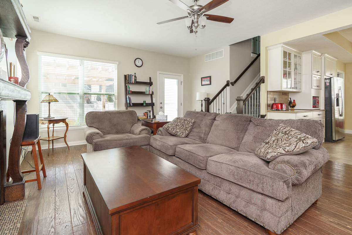 6735 Bigerton Bend-16