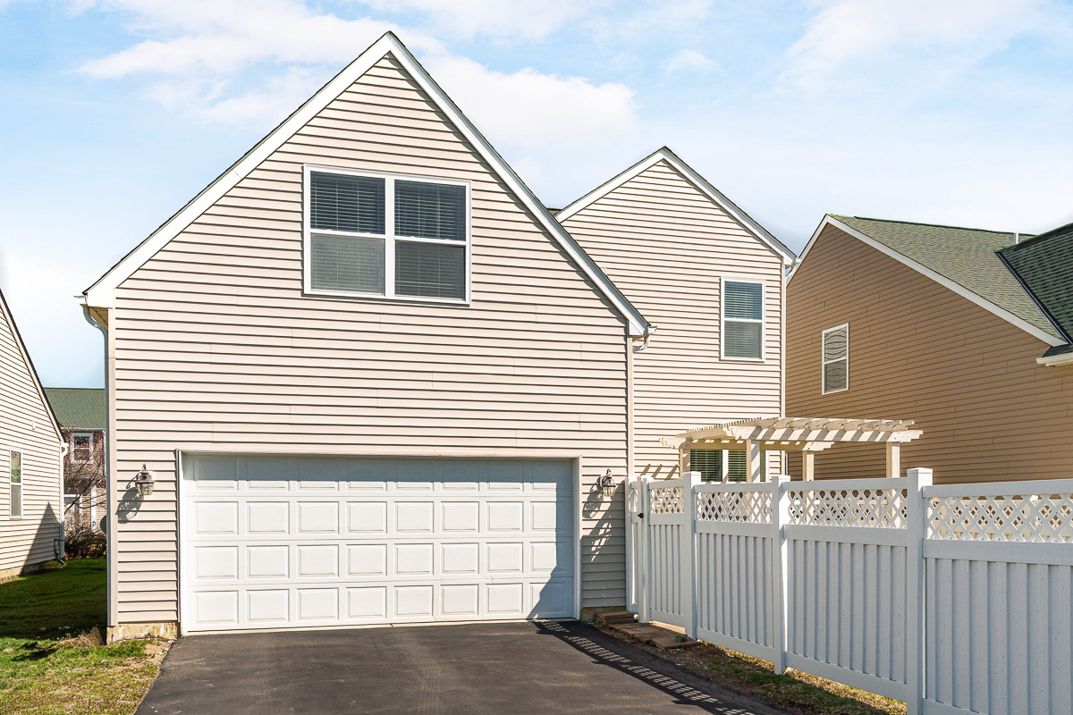 6735 Bigerton Bend-3