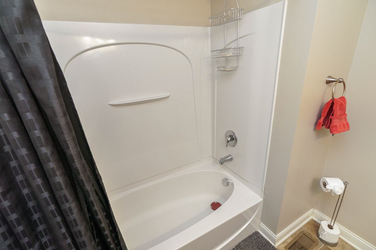 6735 Bigerton Bend-31