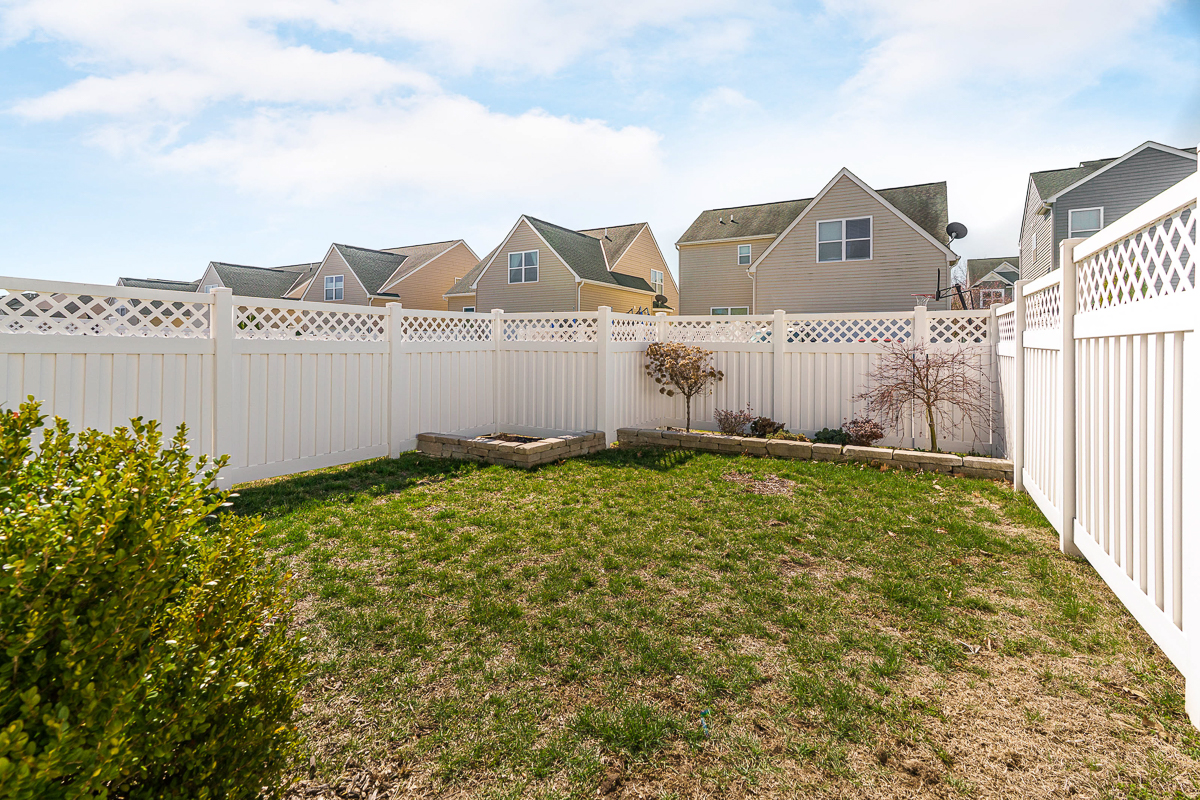 6735 Bigerton Bend-5