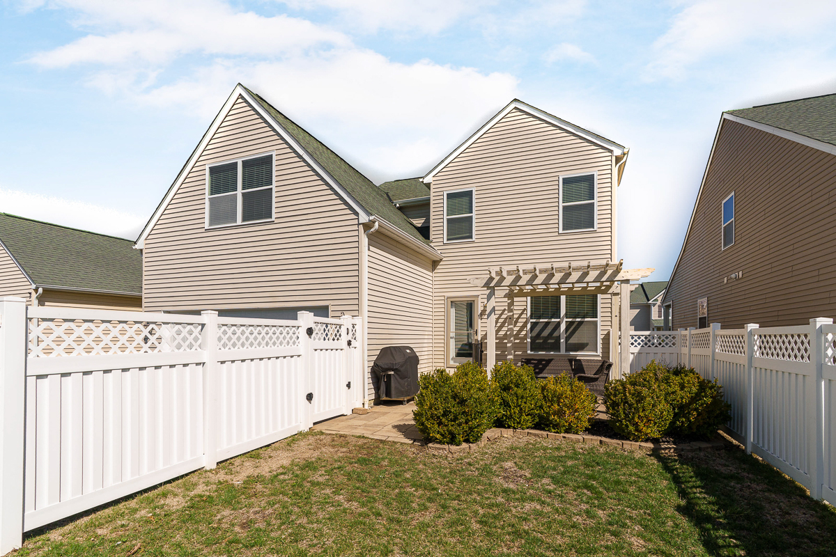 6735 Bigerton Bend-6