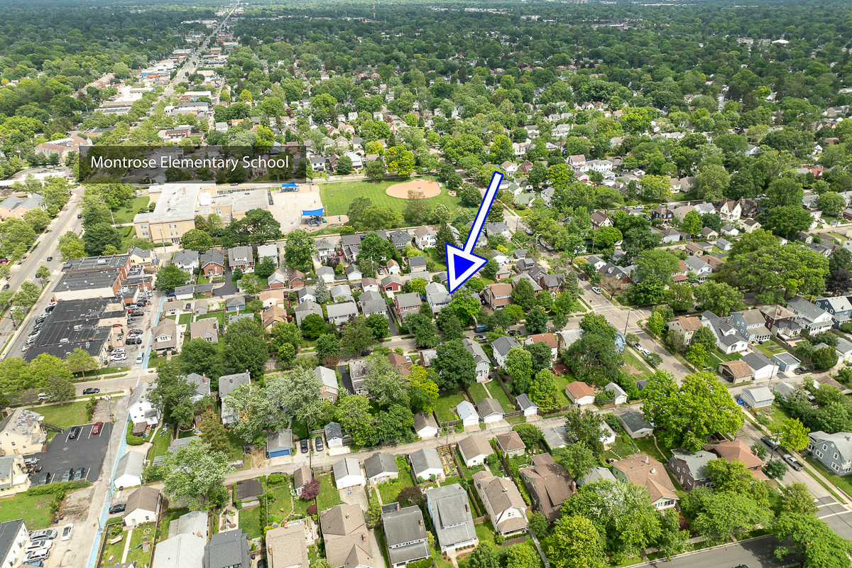 678 S Cassingham Rd-1