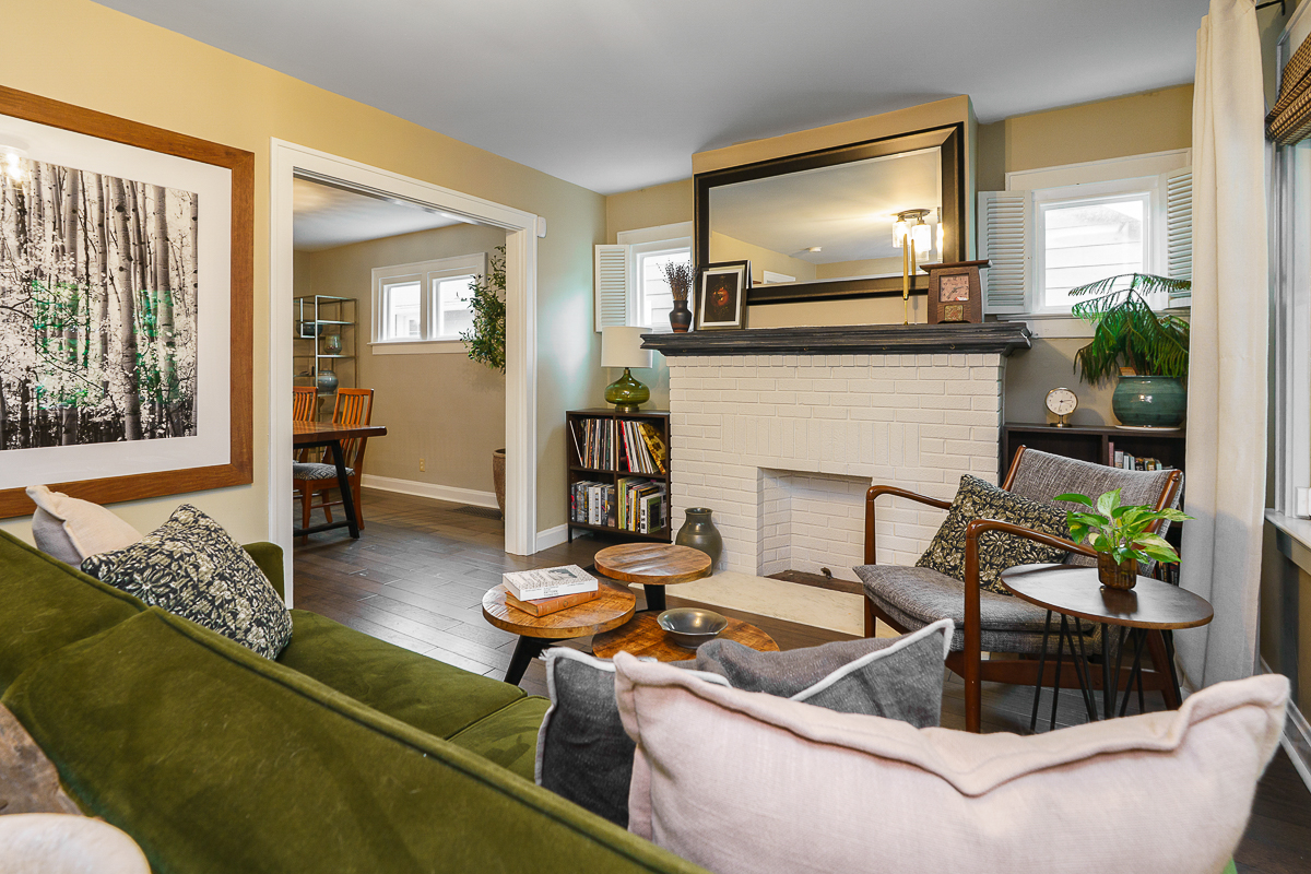 678 S Cassingham Rd-22