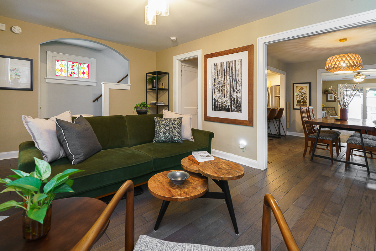 678 S Cassingham Rd-25