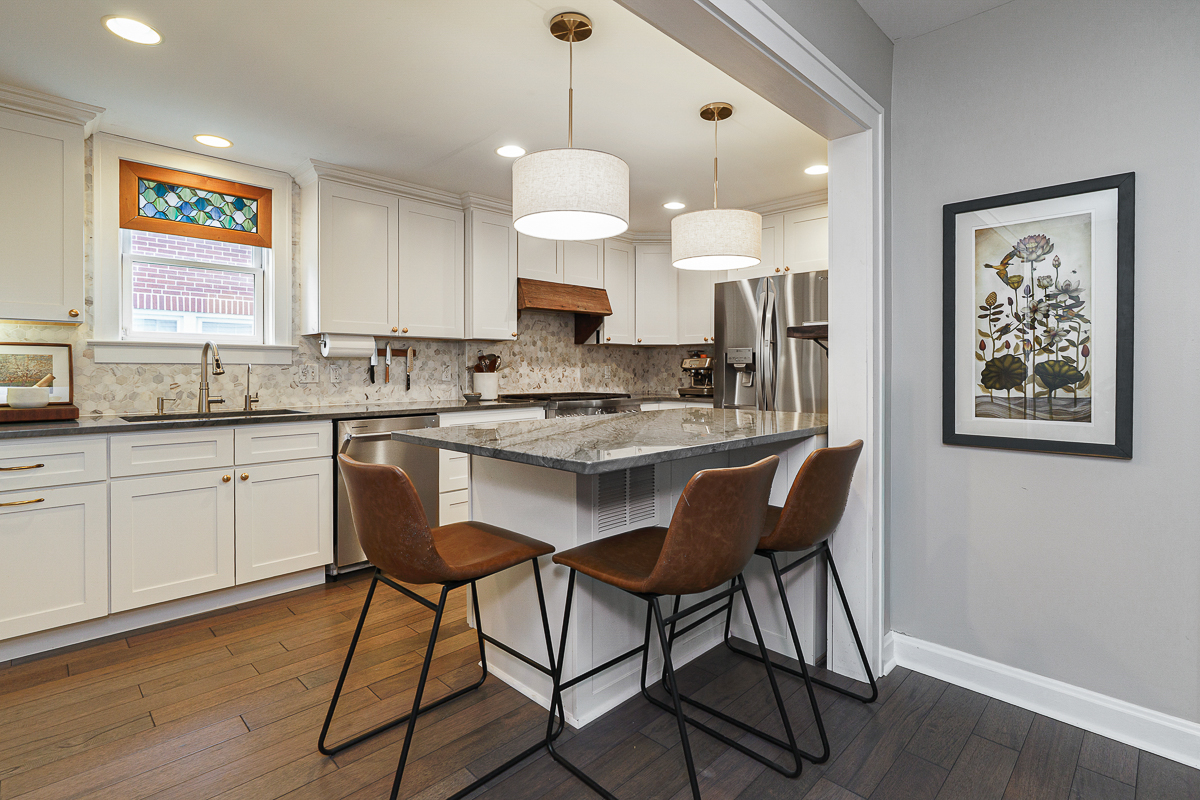 678 S Cassingham Rd-28