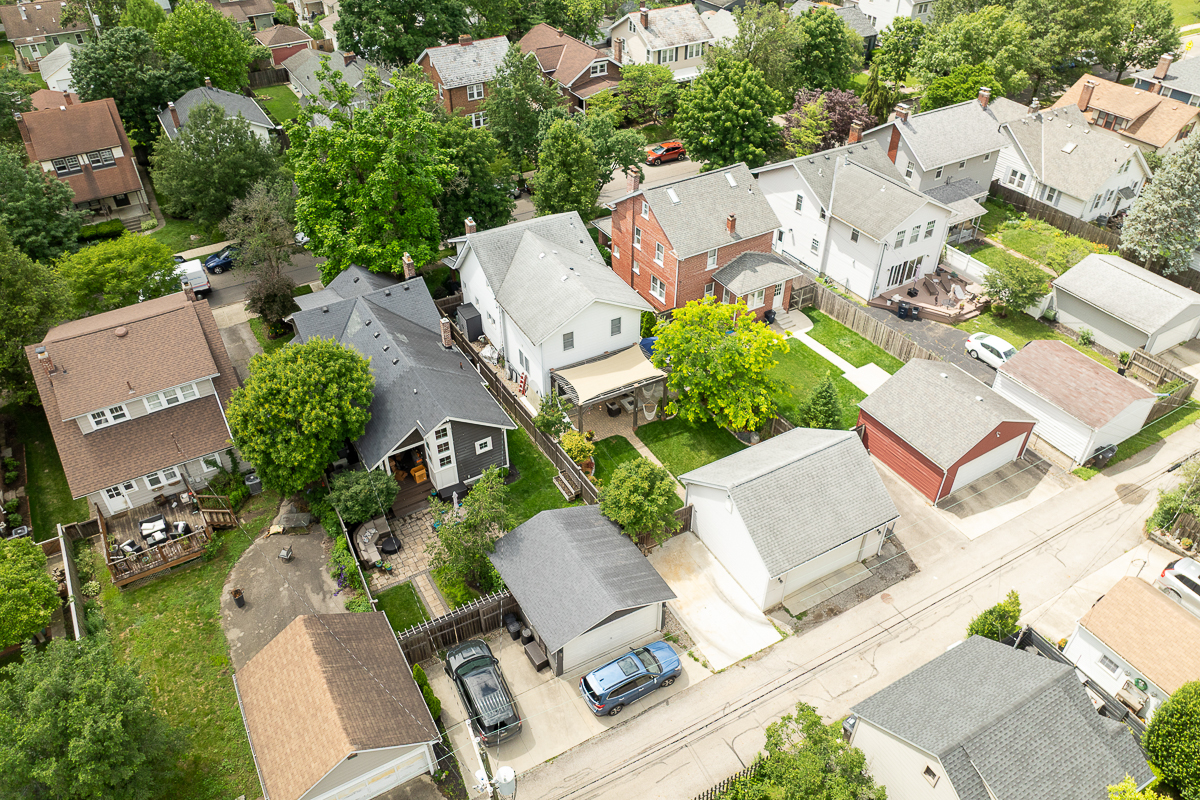 678 S Cassingham Rd-4