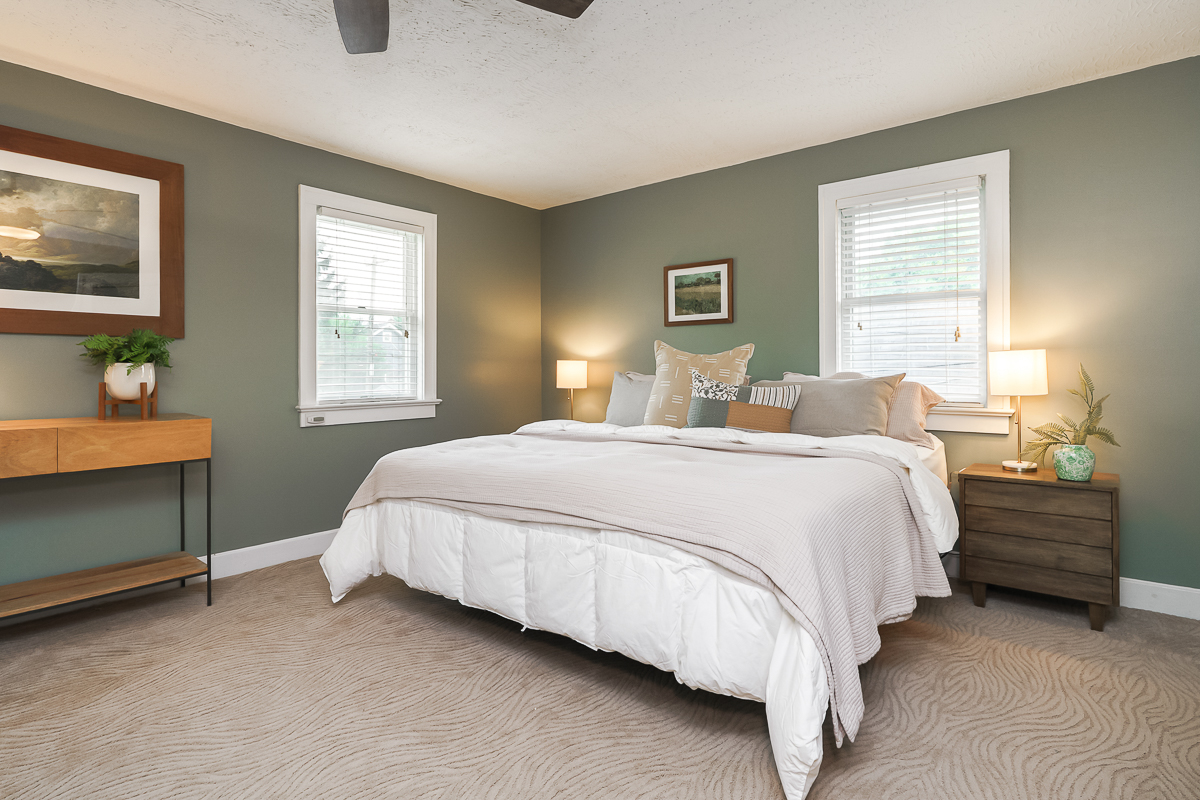 678 S Cassingham Rd-44