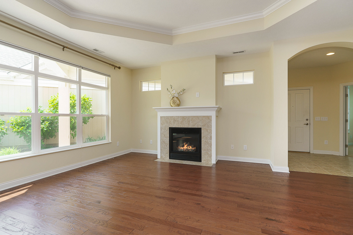 6843 Garden View Dr-16