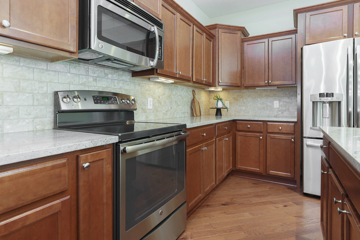 6843 Garden View Dr-25