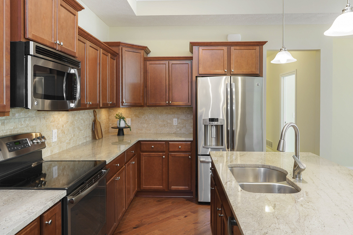 6843 Garden View Dr-26