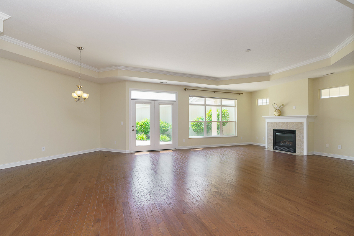 6843 Garden View Dr-29