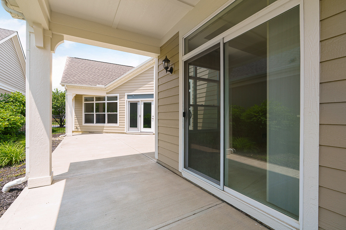 6843 Garden View Dr-9