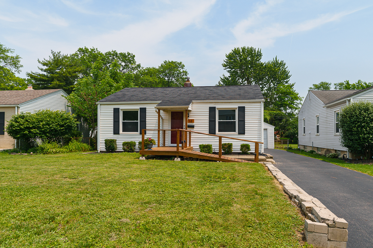 68 N Broadleigh Rd-1