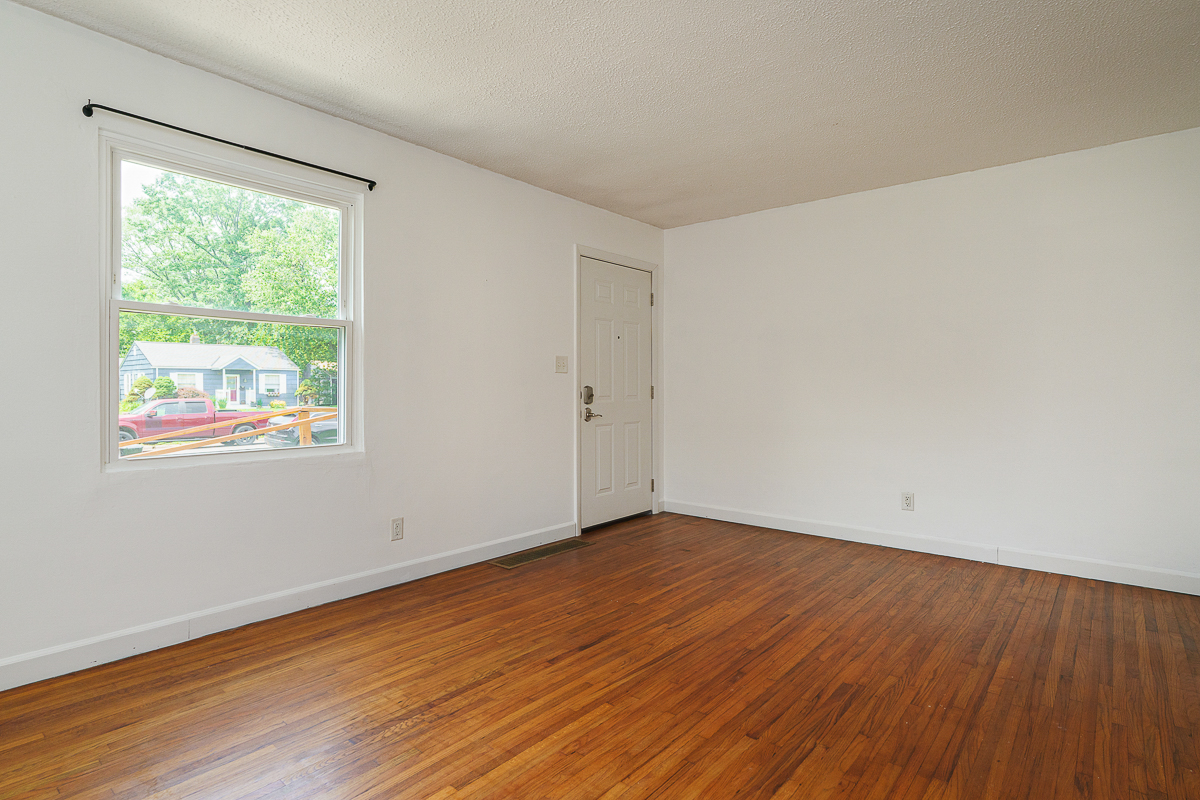 68 N Broadleigh Rd-12