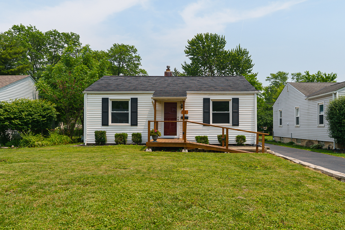 68 N Broadleigh Rd-2