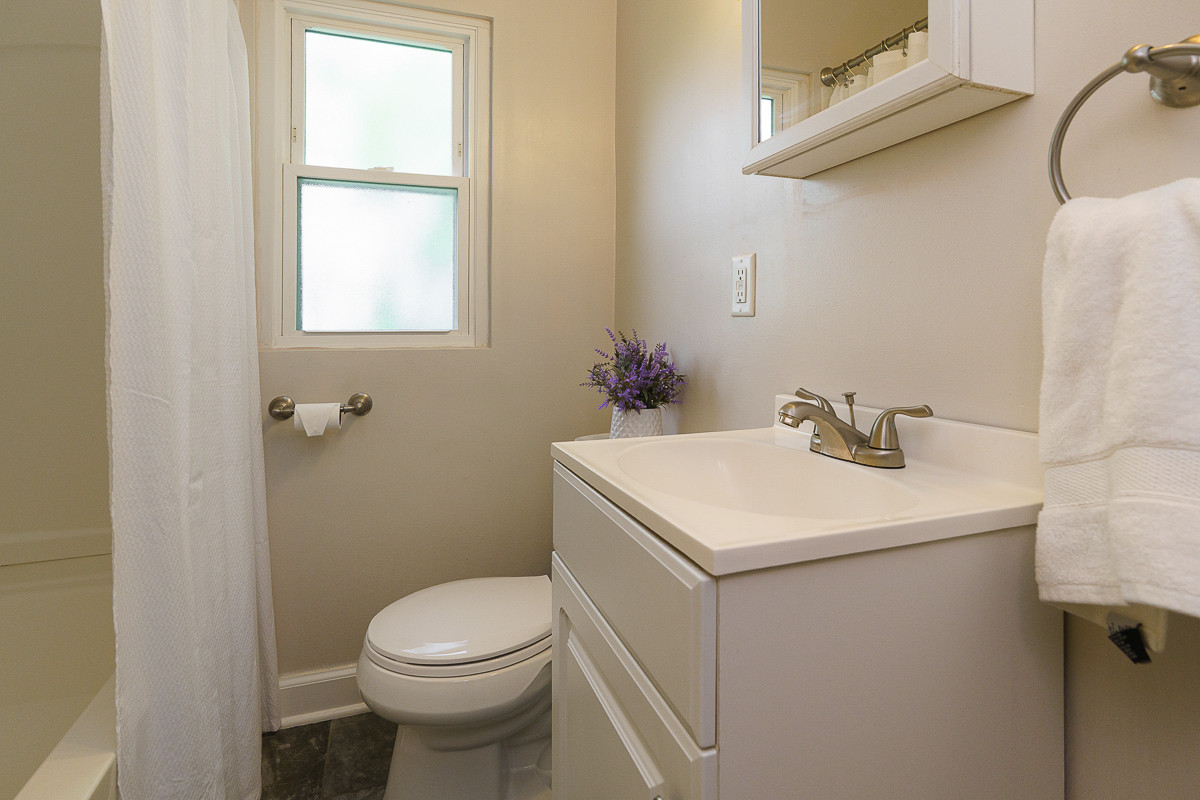 68 N Broadleigh Rd-28