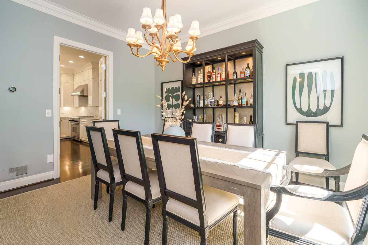 6940 Clivdon Mews-25