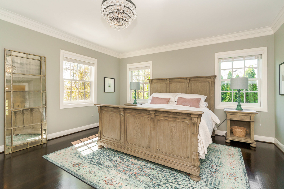 6940 Clivdon Mews-46