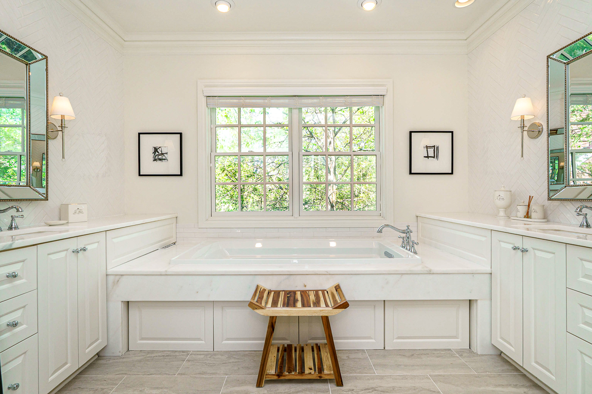 6940 Clivdon Mews-50