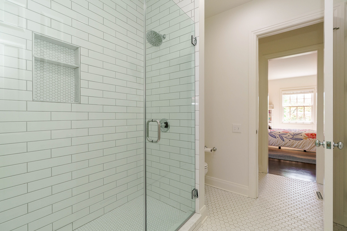 6940 Clivdon Mews-60