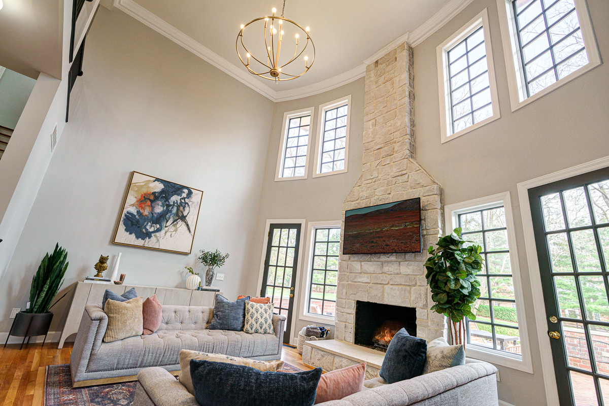 6988 Greensward Rd-33