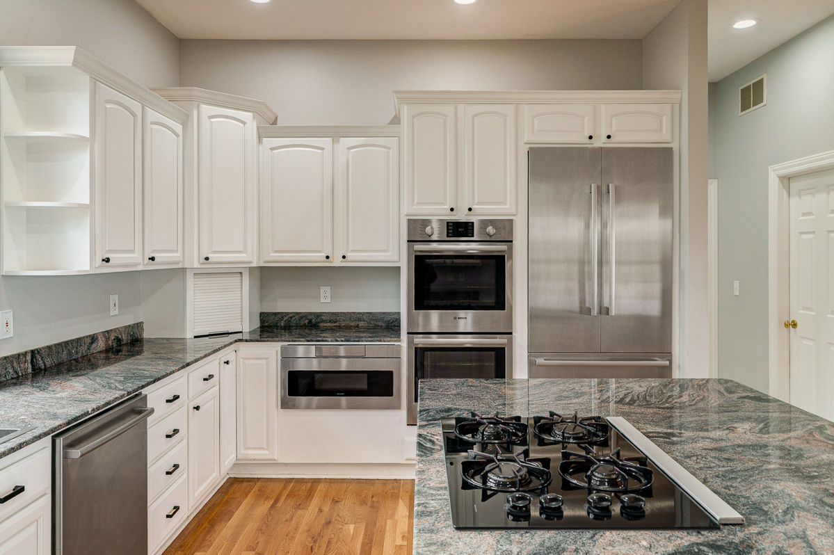 6988 Greensward Rd-43