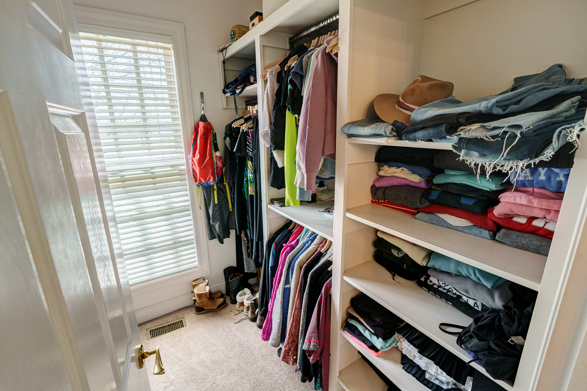 6988 Greensward Rd-63